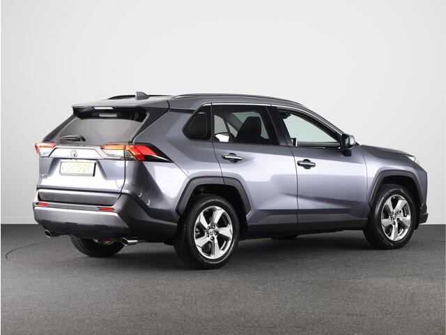 Toyota RAV4 2.0 VVT-iE Dynamic | 1500kg Trekgewicht | Navigatie | Apple Carplay /- Android Auto |