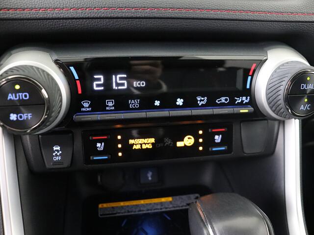 Toyota RAV4 2.5 Plug-in Hybrid AWD Bi-Tone Plus Limited I JBL | Trekhaak afneembaar I Navigatie I Climate Control I Cruise Control I 360 Camera I Voorruit-/Stuurverwarming | Stoelverwarming/-Verkoeling | Lederen bekleding I Subwoofer I Dodehoek Detectie |
