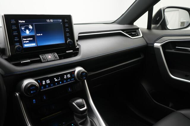 Toyota RAV4 2.5 Hybrid Bi-Tone Limited | Trekhaak | Parkeercamera | Apple Carplay /- Android Auto |