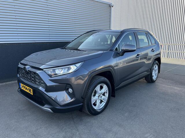 Toyota RAV4 2.0 VVT-iE Dynamic Navigatie, Stoelverwarming, Stuurwiel verwamd, Achteruitrijcamera, Goed onderhouden