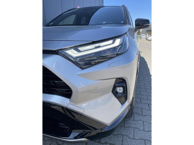 Toyota RAV4 2.5 Hybrid Bi-Tone Facelift