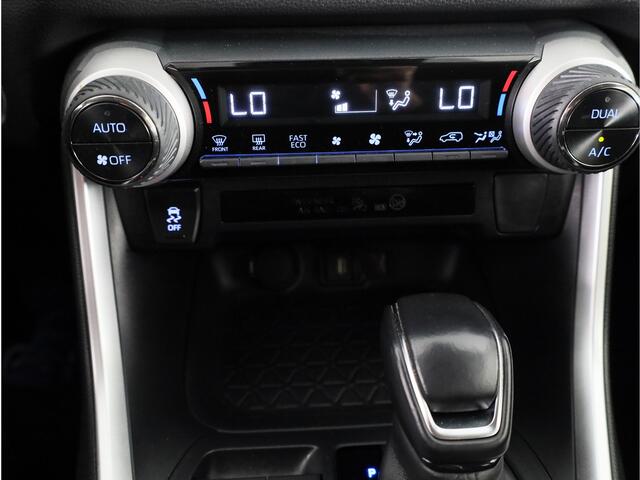 Toyota RAV4 2.5 Hybrid Dynamic | Navigatie | Elektrische kofferklep | Parkeersensoren achter |