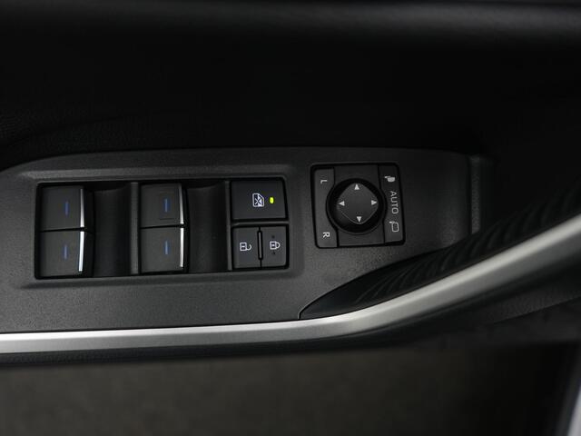 Toyota RAV4 2.5 Plug-in Hybrid AWD Bi-Tone Plus | Glazen Schuifdak | Zwart Leder Interieur |