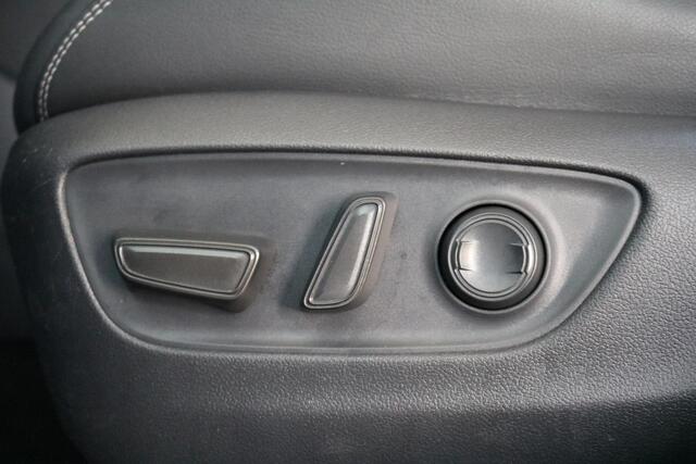 Toyota RAV4 2.5 Hybrid Executive, Pano, Premium Pack