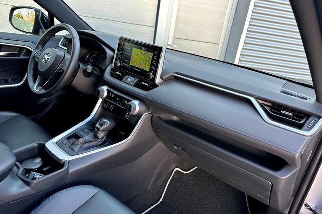 Toyota RAV4 2.5 Hybrid AWD Style Black Edition