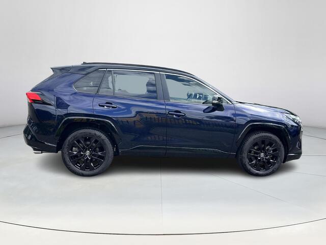 Toyota RAV4 2.5 Hybrid AWD Executive | Panoramadak | Stoel- + stuurverwarming | 19 inch LM-velgen | Parkeersensoren |