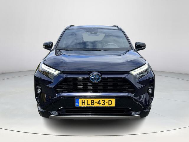 Toyota RAV4 2.5 Hybrid AWD Executive | Panoramadak | Stoel- + stuurverwarming | 19 inch LM-velgen | Parkeersensoren |