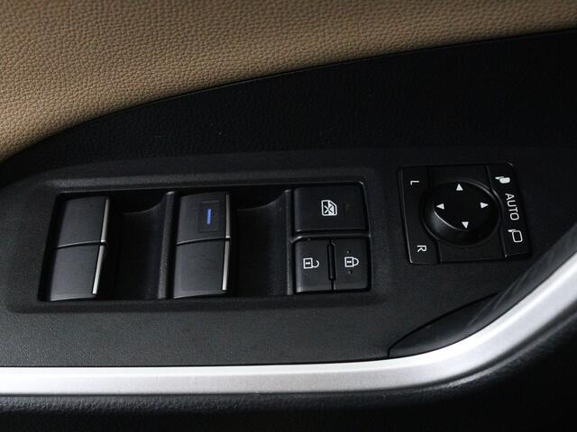 Toyota RAV4 2.5 Hybrid AWD Executive