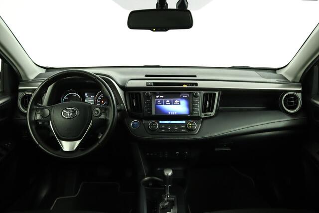 Toyota RAV4 2.5 Hybrid First Edition | Cruise Control | Navigatie | Achteruitrijcamera | Elektrische achterklep | Trekhaak |