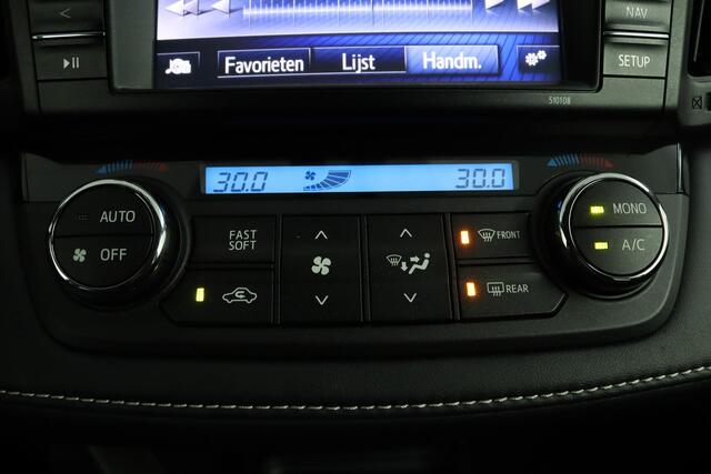 Toyota RAV4 2.5 Hybrid First Edition | Cruise Control | Navigatie | Achteruitrijcamera | Elektrische achterklep | Trekhaak |