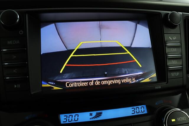 Toyota RAV4 2.5 Hybrid First Edition | Cruise Control | Navigatie | Achteruitrijcamera | Elektrische achterklep | Trekhaak |