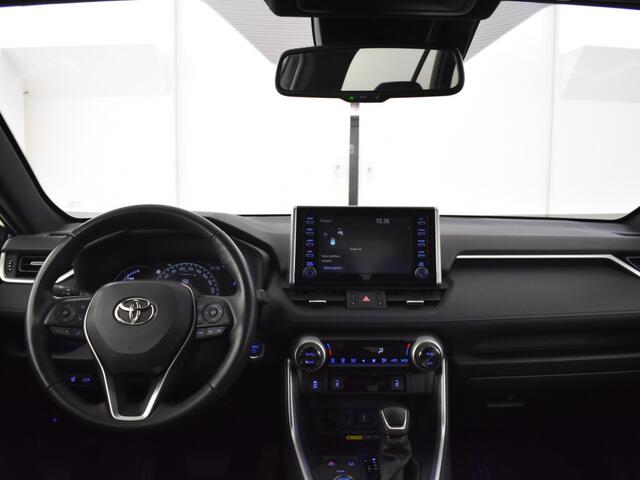 Toyota RAV4 2.5 Hybrid AWD Bi-Tone | PDC V+A | Stuur en Stoelverwarming