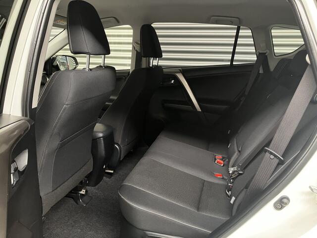 Toyota RAV4 2.5 HYBRID/NAVI/LED/PDC/CAM/TREKH/KEY-LESS/PEARL/ENZ
