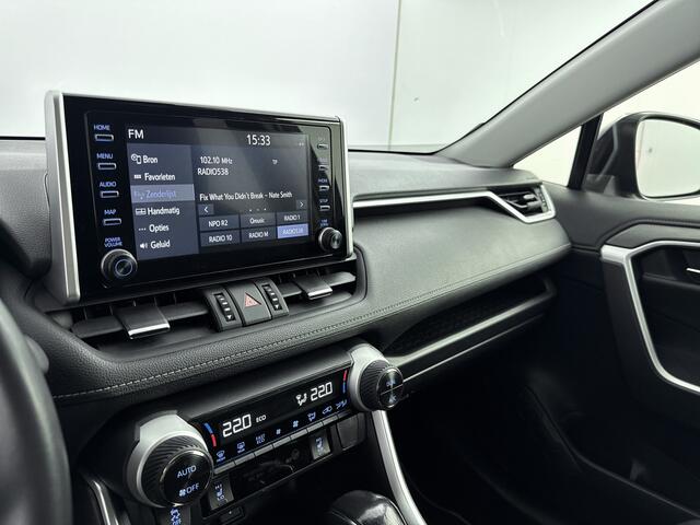 Toyota RAV4 2.5 Hybrid AWD Dynamic Limited | Stoelverwarming | Parkeersensoren V+A | Verwarmde voorruit | Apple Carplay /- Android Auto |