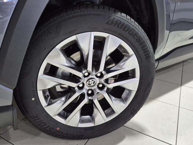 Toyota RAV4 2.5 Hybrid AWD Executive | 360° camera | Stoelverwarming | JBL Premium audio | Elektr. bedienbare achterklep | Elektr. inklapbare spiegels | Adaptive cruise control | Keyless | Dodehoekdetectie | Parkeersensoren |