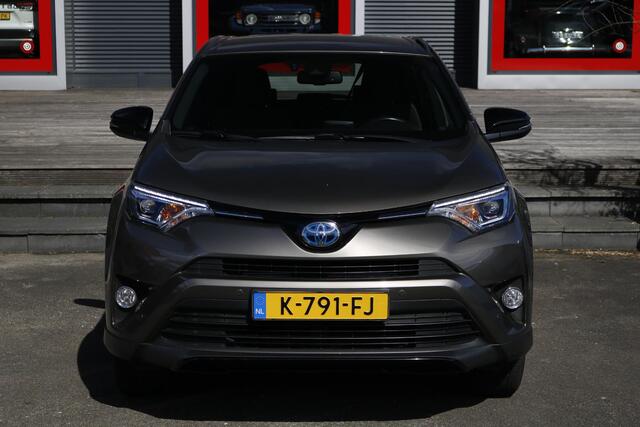 Toyota RAV4 2.5 Hybrid Black Edition