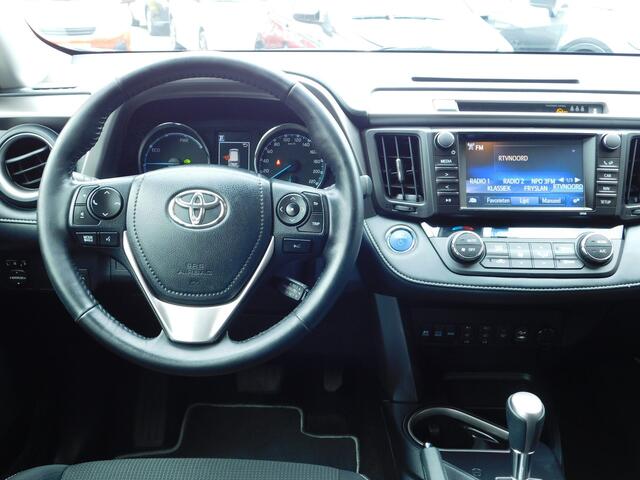 Toyota RAV4 2.5 Hybrid AWD Style | 1650kg trekgewicht