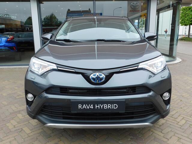 Toyota RAV4 2.5 Hybrid AWD Style | 1650kg trekgewicht