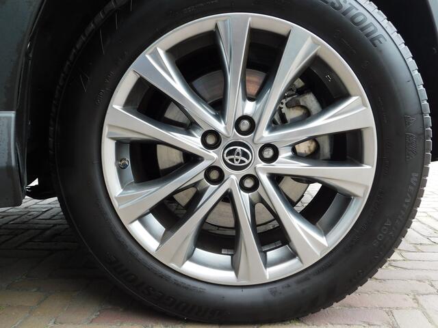 Toyota RAV4 2.5 Hybrid AWD Style | 1650kg trekgewicht