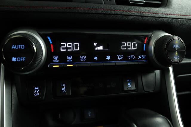 Toyota RAV4 2.5 Plug-in Hybrid AWD Style | Adaptive Cruise Control | Achteruitrijcamera | Climate Control | Keyless Entry | Trekhaak |