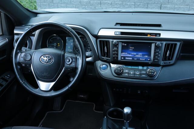 Toyota RAV4 2.5 Hybrid Black Edition, Trekhaak, Parkeersensor , Elektrische bestuurderstoel