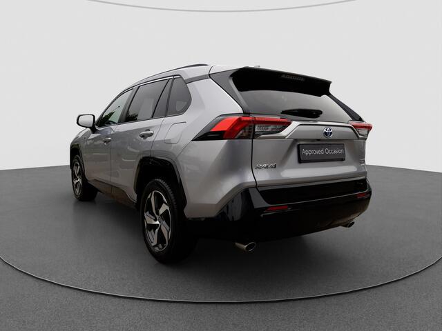 Toyota RAV4 2.5 Plug-in Hybrid AWD Style | Apple CarPlay | Camera | Verwarmbare achterbank |