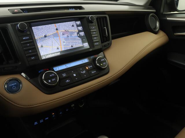Toyota RAV4 2.5 Hybrid Executive Limited | Schuif/kanteldak | Parkeersensoren | Navigatie | Stoelverwarming | 360 Camera | Cruise Control Adaptief |
