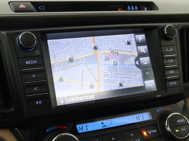 Toyota RAV4 2.5 Hybrid Executive Limited | Schuif/kanteldak | Parkeersensoren | Navigatie | Stoelverwarming | 360 Camera | Cruise Control Adaptief |