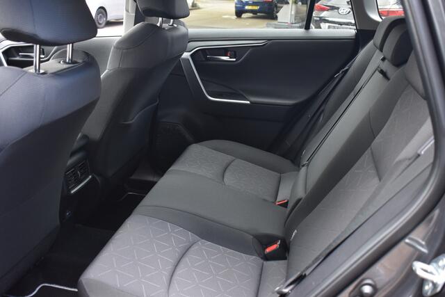 Toyota RAV4 2.5 Hybrid AWD Business Plus | Adaptieve Cruise | Stoel/Stuurverwarming | Navigatie | 12 mnd BOVAG garantie Whatsapp 06-53188999
