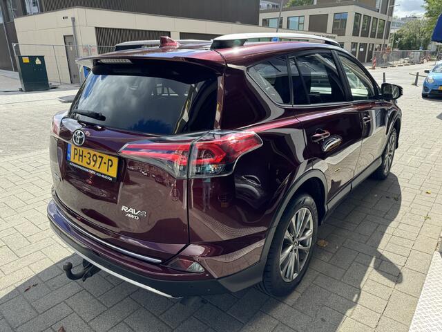 Toyota RAV4 2.0 VVT-i AWD Executive Business LEDER/NAVI