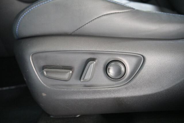 Toyota RAV4 2.5 Hybrid AWD Bi-Tone, Panodak, Trekhaak