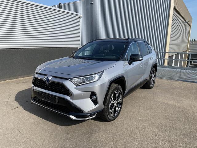 Toyota RAV4 2.5 Plug-in Hybrid AWD Bi-Tone Plus Schuif-/kanteldak, 360" Camera, Stoelkoeling+ verwarming, Dodehoekdetectie, JBL, Navigatie, HUD