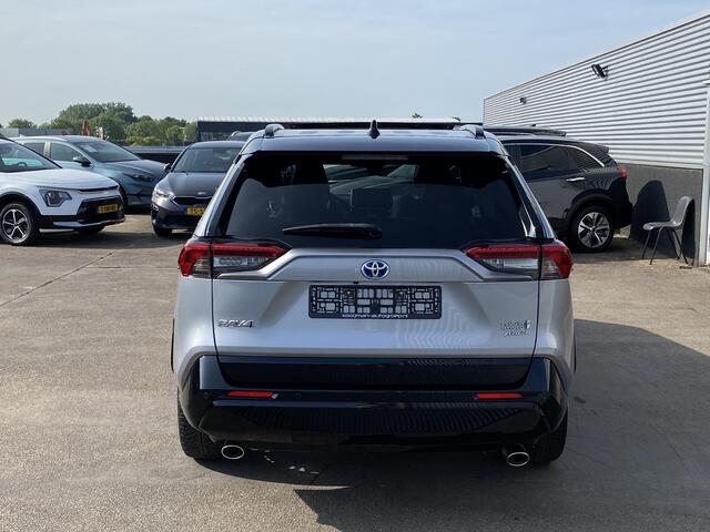 Toyota RAV4 2.5 Plug-in Hybrid AWD Bi-Tone Plus Schuif-/kanteldak, 360" Camera, Stoelkoeling+ verwarming, Dodehoekdetectie, JBL, Navigatie, HUD