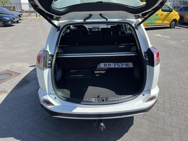Toyota RAV4 2.5 Hybrid AWD Dynamic | Navigatie | Achteruitrijcamera | Trekhaak