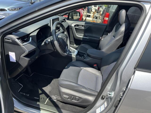 Toyota RAV4 2.5 Hybrid AWD Bi-Tone 1650KG trekgewicht, Panorama schuif/kanteldak, Origineel NL