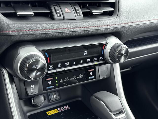 Toyota RAV4 2.5 Plug-in Hybrid AWD Bi-Tone Plus | Apple Carplay & Android Auto | Parkeercamera | | Direct leverbaar |