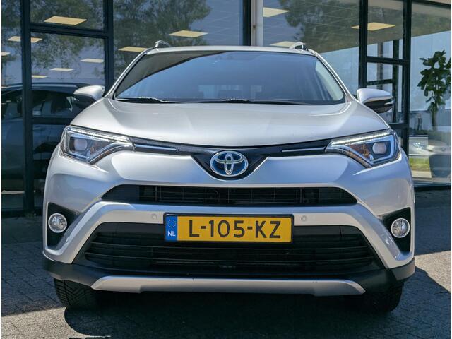 Toyota RAV4 2.5 Hybrid AWD Style | Trekhaak | Elek. achterklep | Stoelverwarming | Leer | Led | Elek. verstelbare stoel
