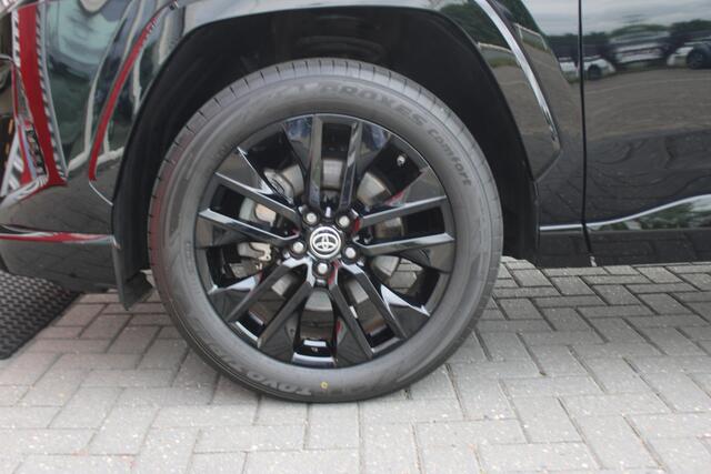 Toyota RAV4 2.5 Hybrid AWD Black Edition met trekhaak **1650 kg trekgewicht!!**