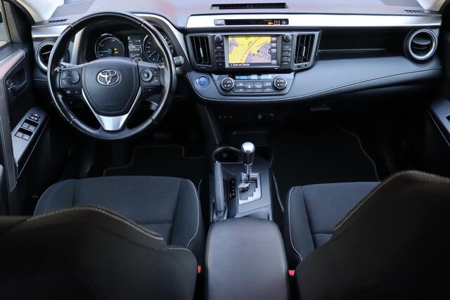 Toyota RAV4 2.5 Hybrid First Edition, Parkeersensoren