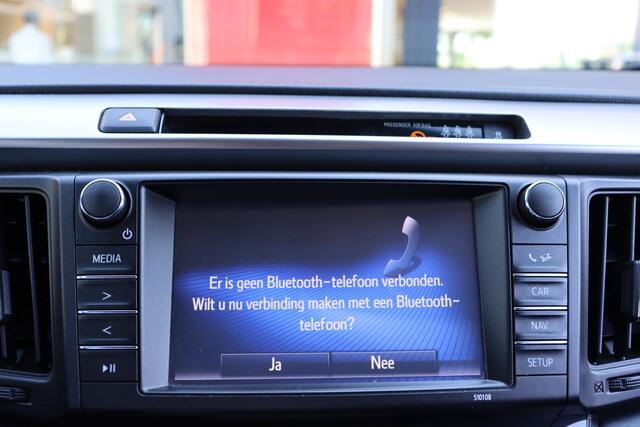 Toyota RAV4 2.5 Hybrid First Edition, Parkeersensoren