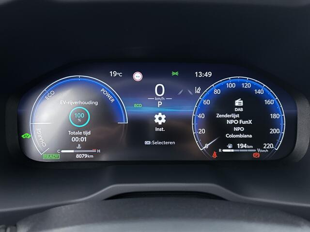 Toyota RAV4 2.5 Hybrid AWD ADVENTURE Limited | 4 Seizoen banden | Leder | Winterpakket |