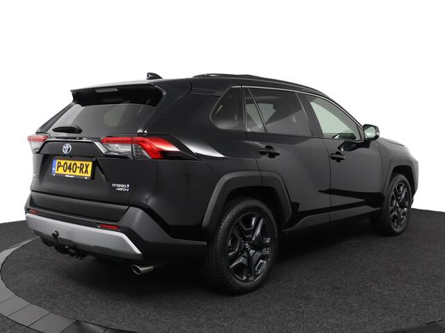 Toyota RAV4 2.5 Hybrid AWD ADVENTURE | Panoramadak | Trekhaak | Apple Carplay/Android Auto | Stoelverwarming | Leer | Elektrische Achterklep | Parkeersensoren | 360Camera |