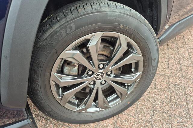 Toyota RAV4 2.5 Hybrid AWD Style