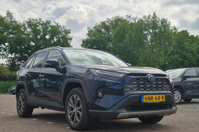 Toyota RAV4 2.5 Hybrid AWD Style