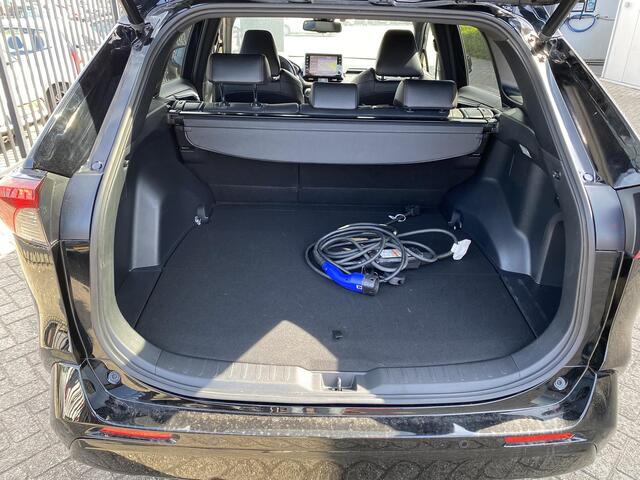 Toyota RAV4 2.5 Plug-in Hybrid AWD Business Plus 306PK! Stoelverwarming, Dodehoekdetectie, Apple CarPlay/Android Auto, Adaptieve cruise control, Smart Key, PDC, LMV, Leder/alcanatara