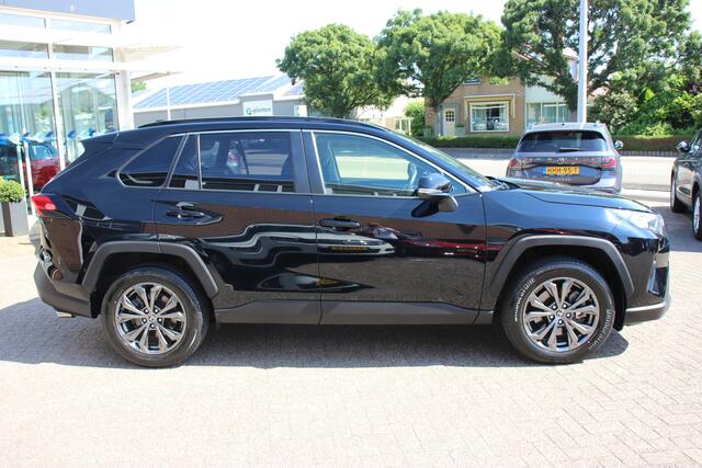 Toyota RAV4 2.5 Hybrid AWD Dynamic Automaat | Navi | PDC | Elek. achterklep |