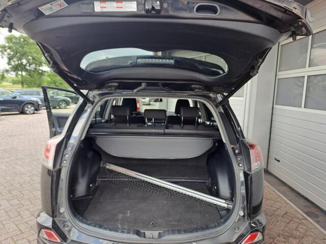 Toyota RAV4 2.5 Hybrid Style, Trekhaak, Camera, Navigatie, Rijklaar!
