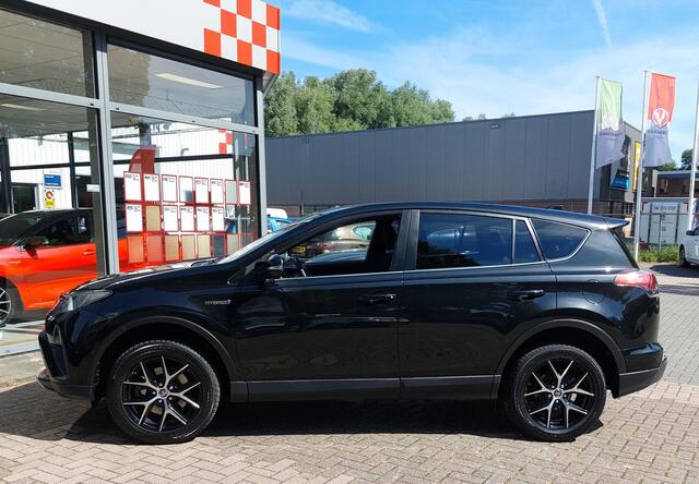 Toyota RAV4 2.5 Hybrid Dynamic Sport
