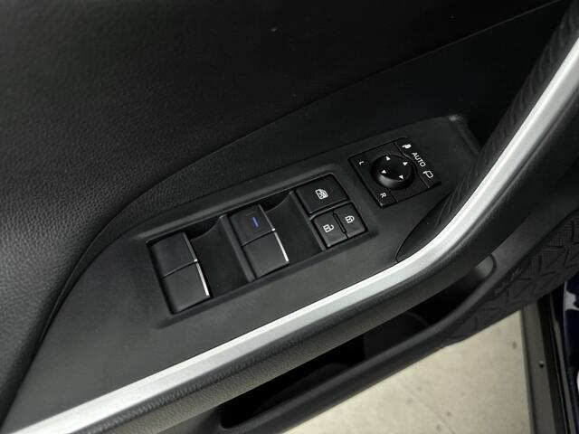 Toyota RAV4 2.5 Hybrid Dynamic Limited | Lederen bekleding | Stoelverwarming | Navigatie | Parkeercamera | Elektrische kofferklep |