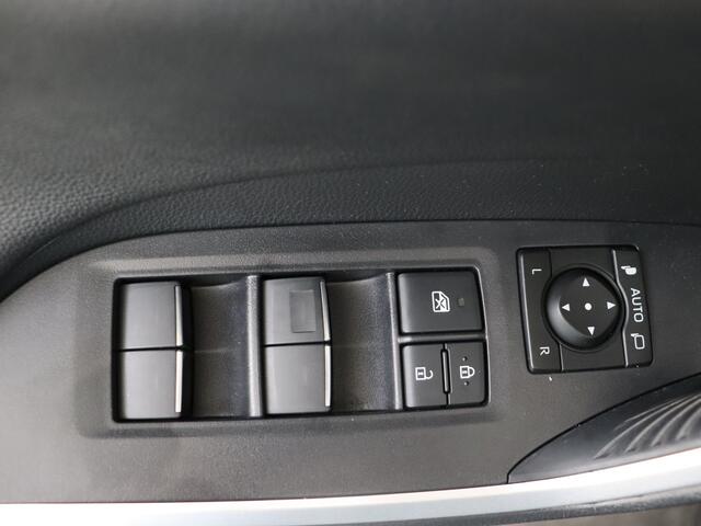 Toyota RAV4 2.5 Hybrid Bi-Tone | Bear-Lock | JBL | Dodehoek detectie | Camera in binnenspiegel | Trekhaak